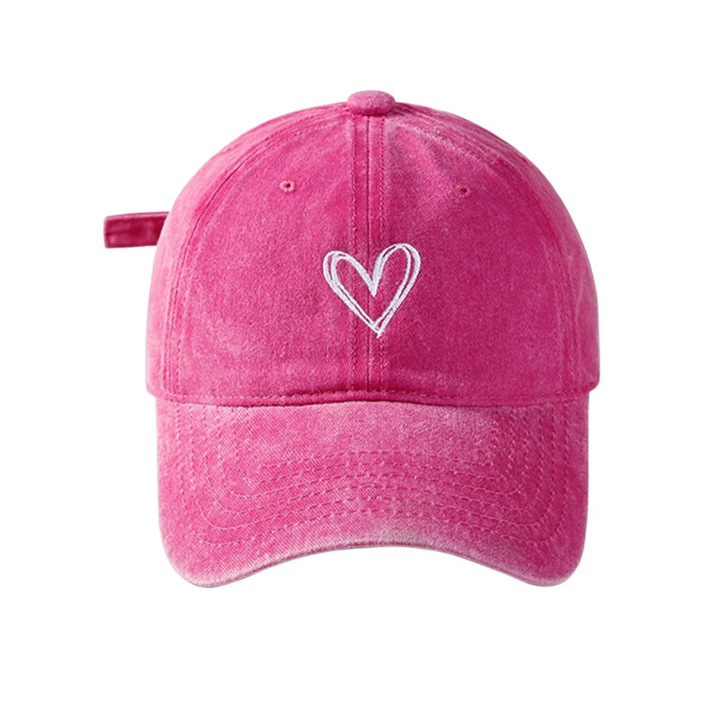 Unisex Baseball Cap mit Pfirsich-Herz-Stickerei – Verstellbare Retro Dad Cap | Leichte Gewaschene Baumwollmütze für Damen & Herren im Frühling & Sommer