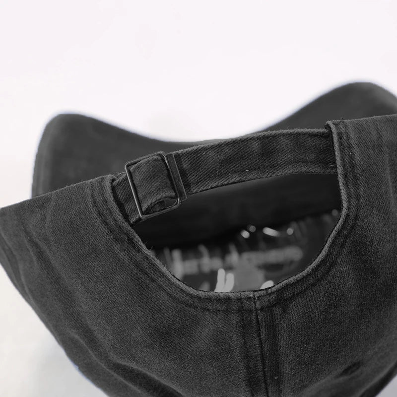 Unisex Baseball Cap aus Gewaschener Baumwolle mit Wellen-Stickerei – Verstellbare Retro Dad Cap | Modische Freizeit & Sonnenmütze für Damen & Herren