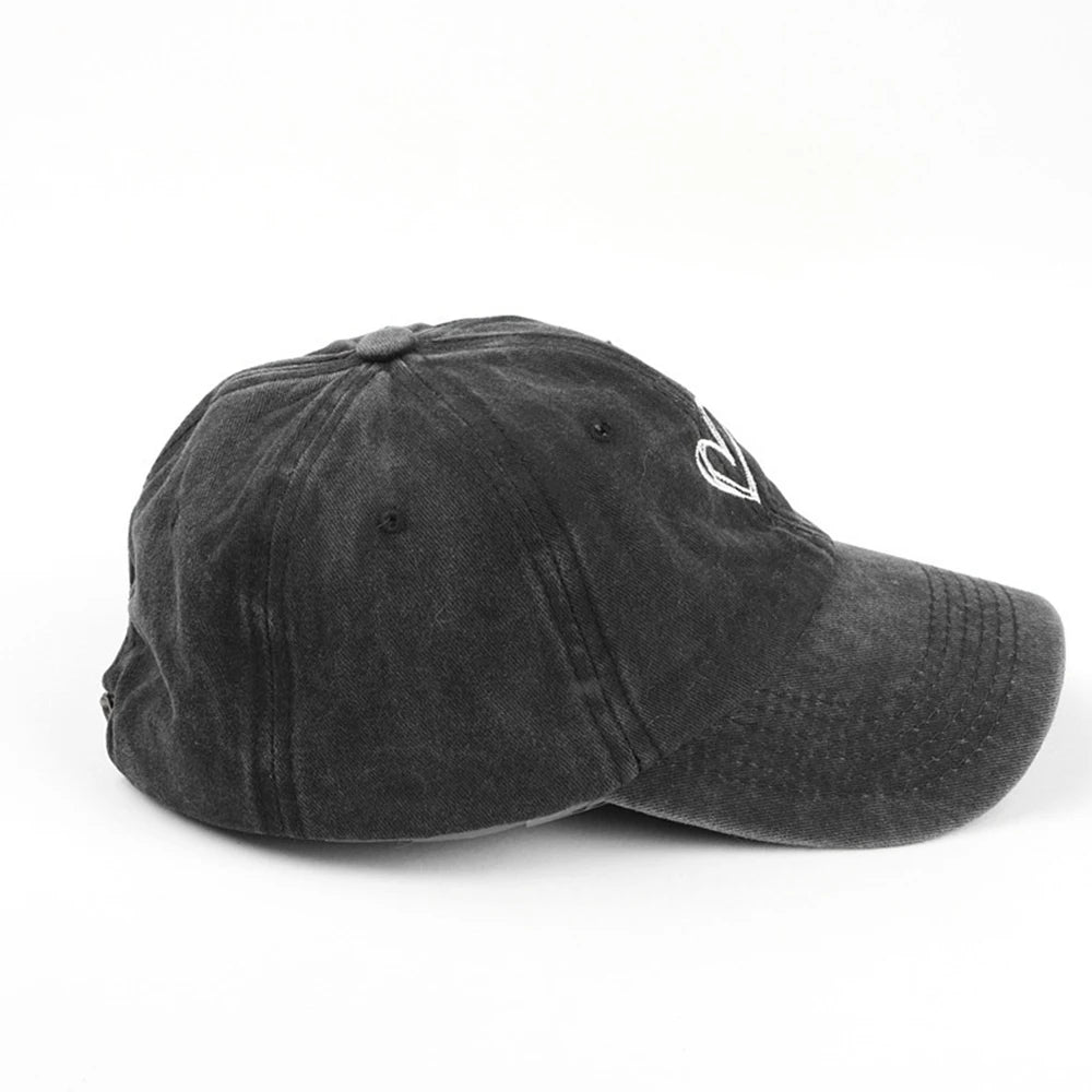 Unisex Baseball Cap mit Pfirsich-Herz-Stickerei – Verstellbare Retro Dad Cap | Leichte Gewaschene Baumwollmütze für Damen & Herren im Frühling & Sommer