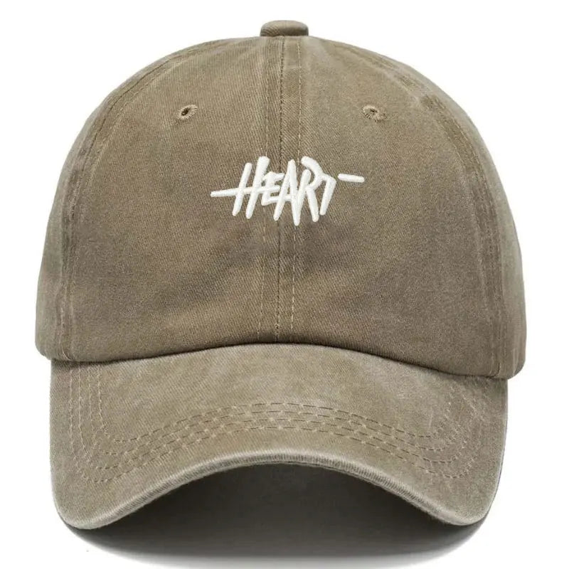Unisex Baseball Cap mit Heart-Stickerei – Gewaschene Vintage Baumwollkappe | Verstellbare Trucker Mütze für Freizeit & Outdoor