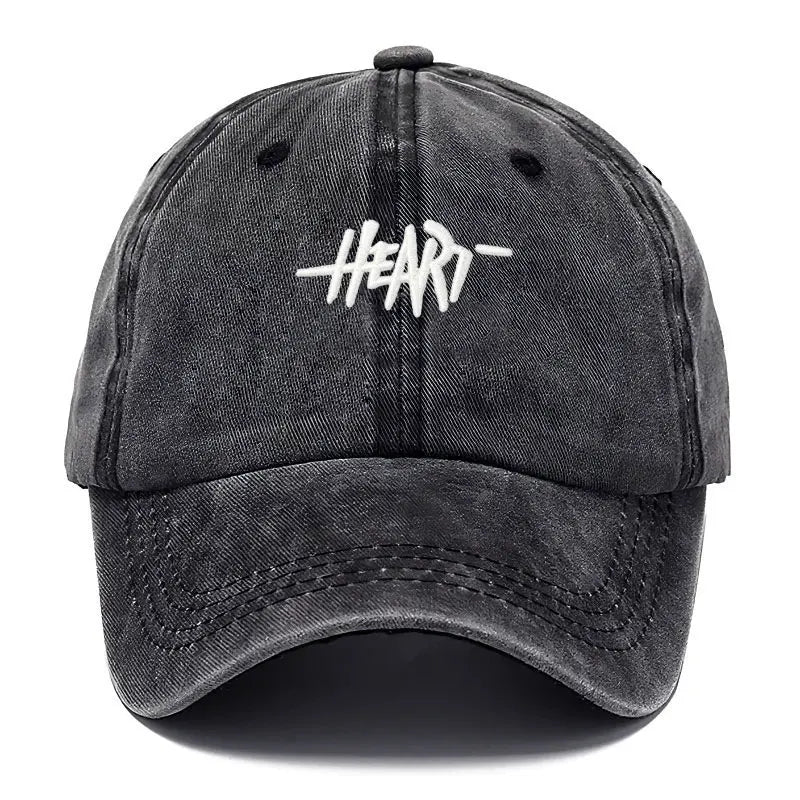 Unisex Baseball Cap mit Heart-Stickerei – Gewaschene Vintage Baumwollkappe | Verstellbare Trucker Mütze für Freizeit & Outdoor