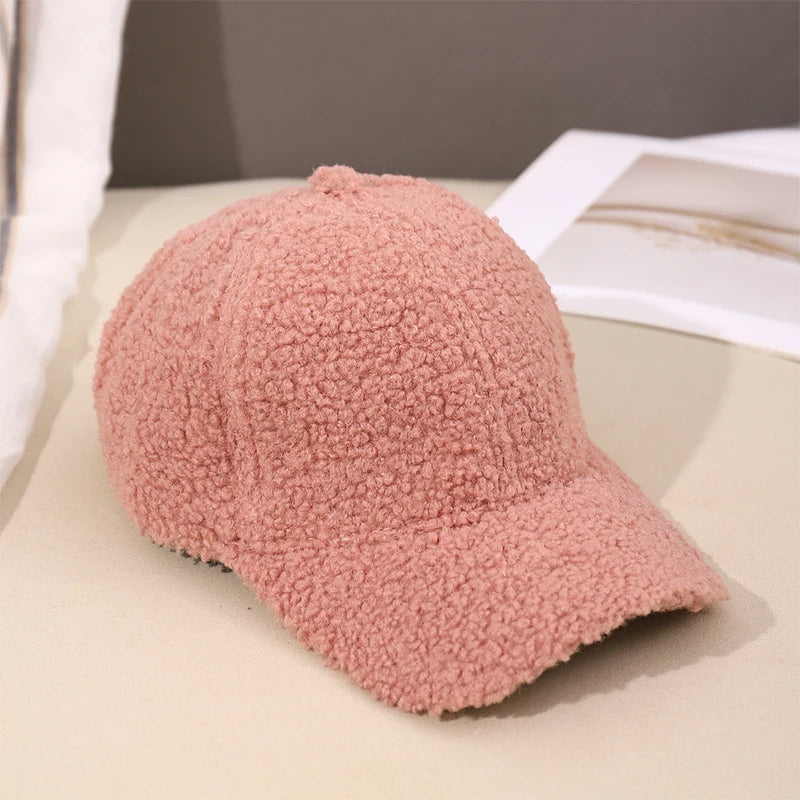 Unisex Baseball Cap aus Kunstlammfell – Warme Herbst & Winter Mütze | Weiche Plüsch Kappe mit Verstellbarem Riemen